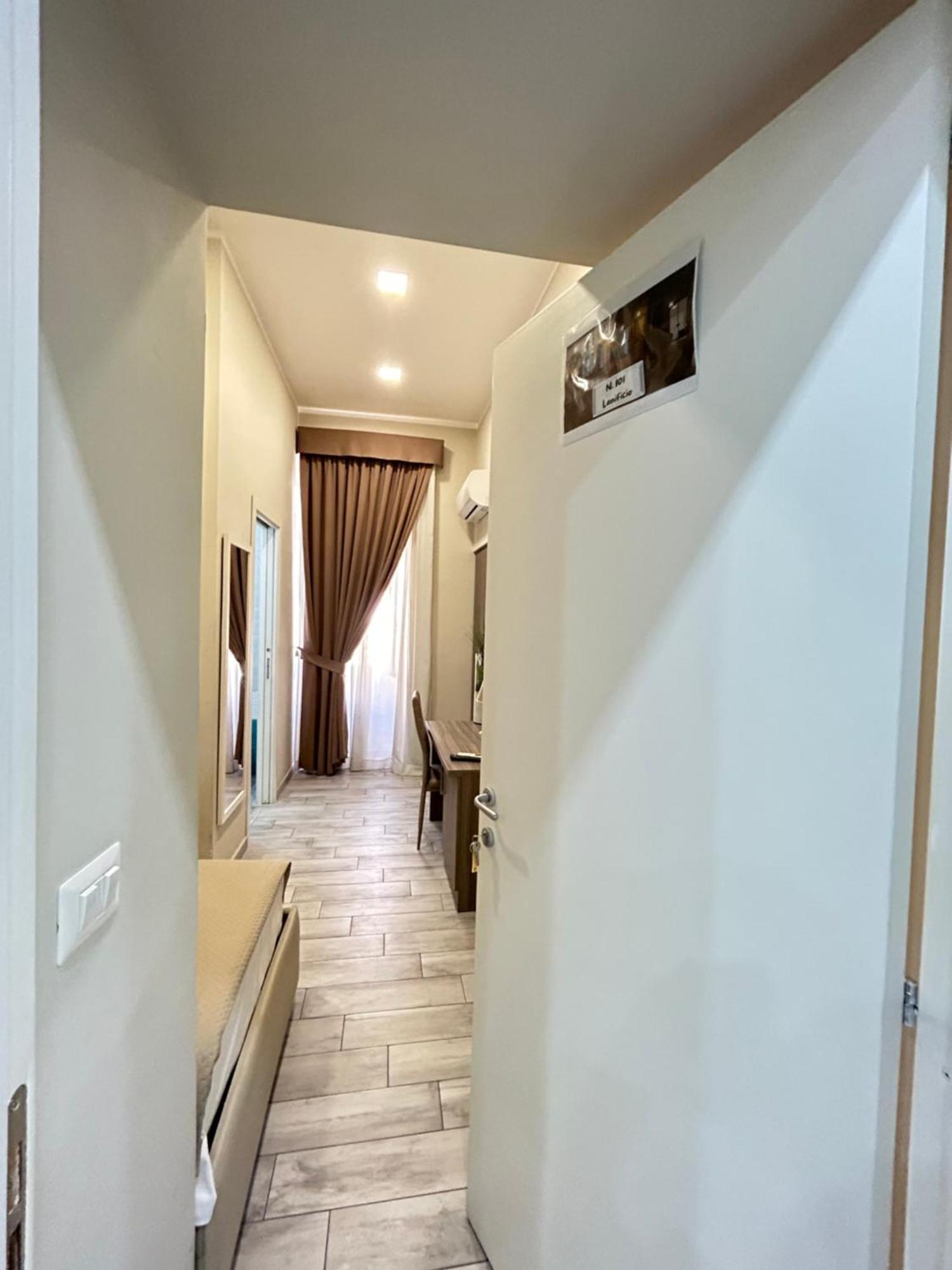 B&B Napoli Centrale N 74 외부 사진